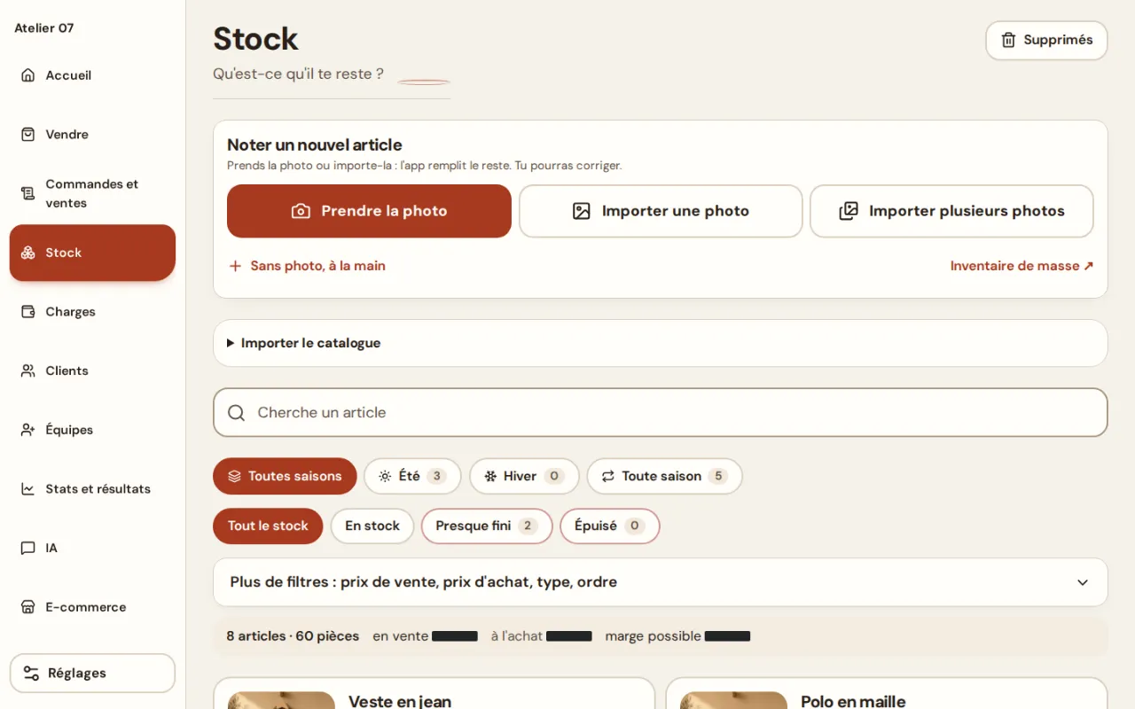Écran Stock du logiciel sur ordinateur : noter un nouvel article en photo